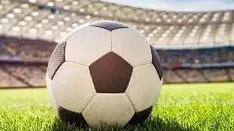 马伊琍大女儿近照曝光，姥姥美貌引关注，与妈妈神似